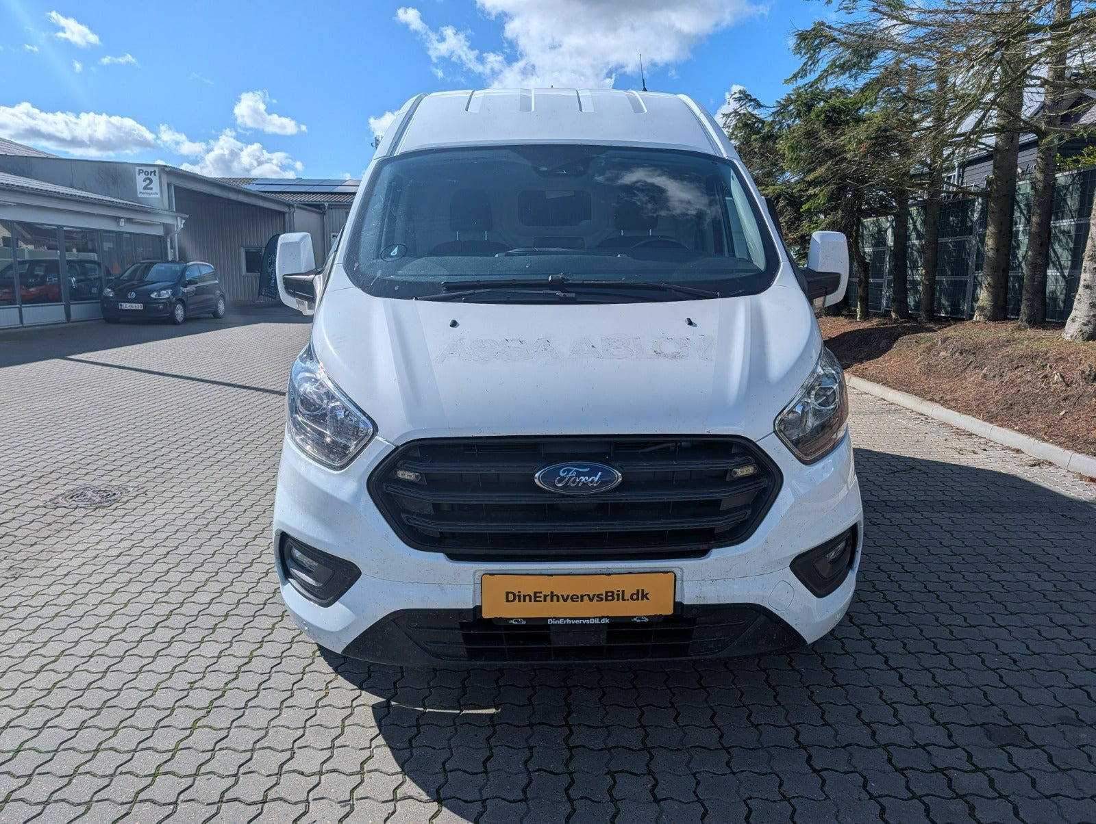 Hvid Ford Transit Custom 320 L2 fra 2021