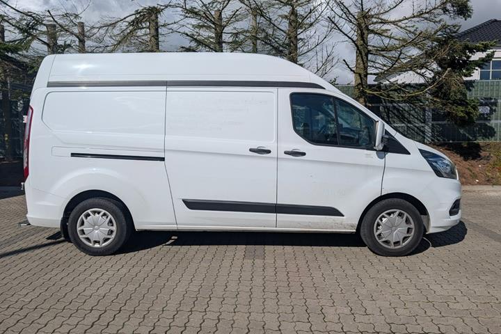 Hvid Ford Transit Custom 320 L2 fra 2021