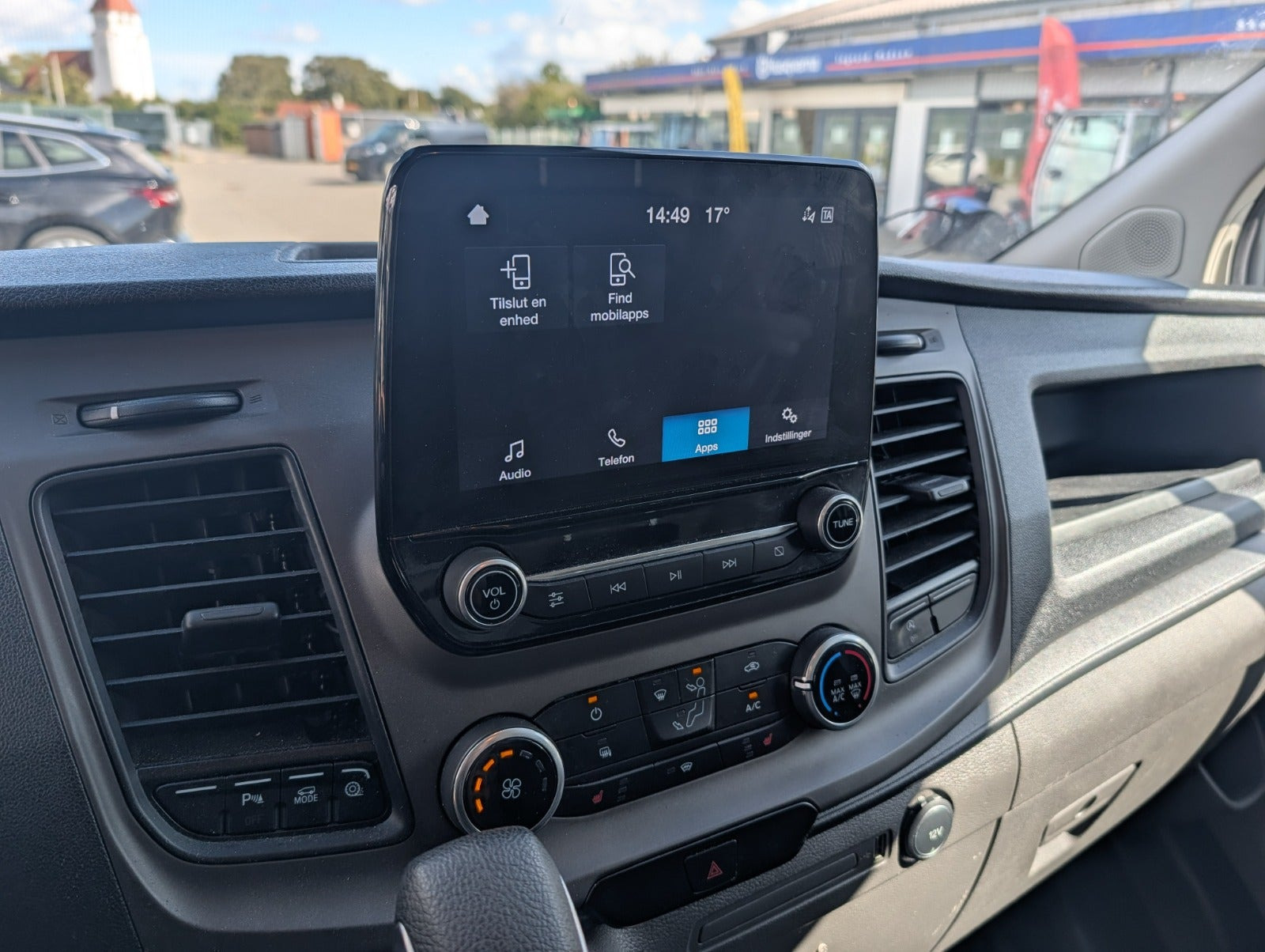 Hvid Ford Transit Custom 320 L2 fra 2021