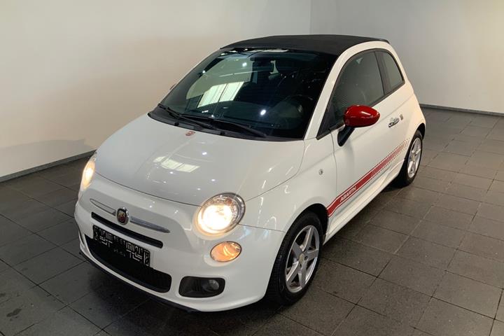 Hvid Fiat 500C fra 2013