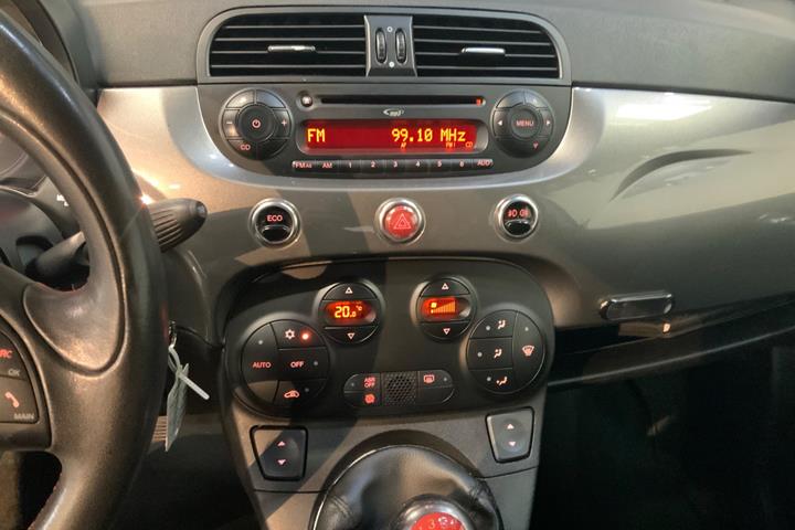 Hvid Fiat 500C fra 2013