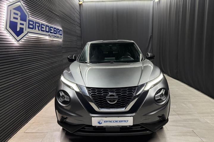Grå Nissan Juke fra 2020