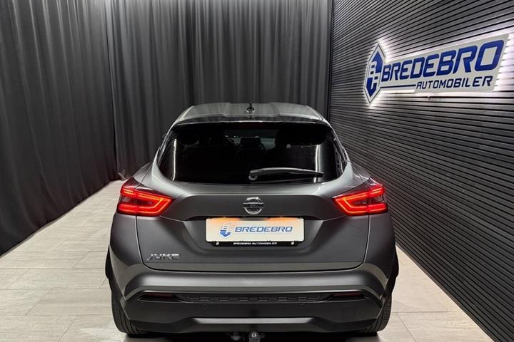 Grå Nissan Juke fra 2020