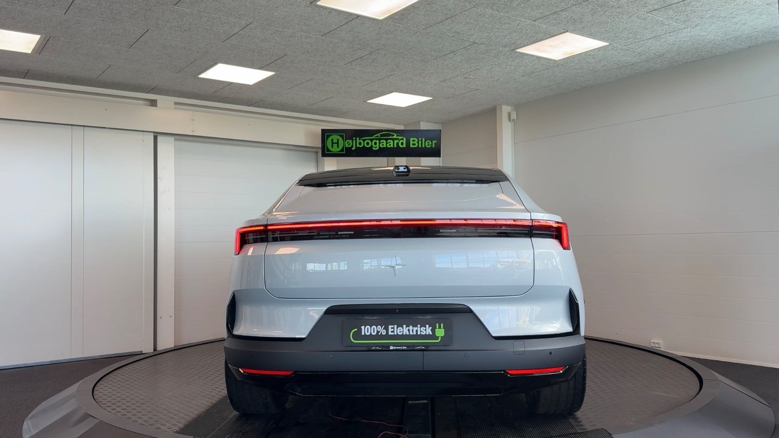Sølv Polestar 4 fra 2026