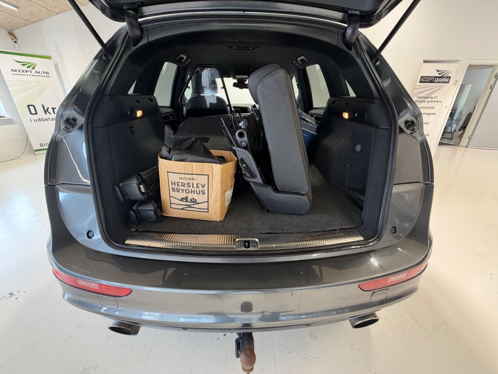 Grå Audi Q5 fra 2013