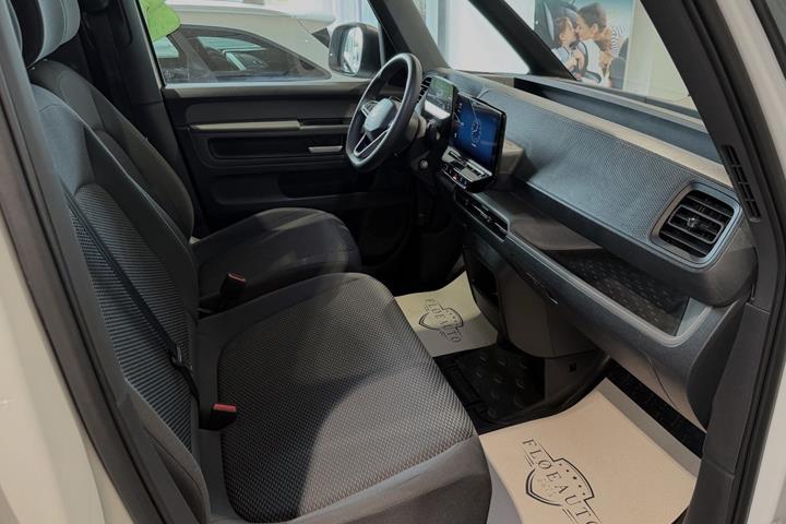 Hvid VW ID.Buzz fra 2023