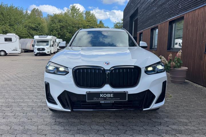 Hvid BMW X3 fra 2022