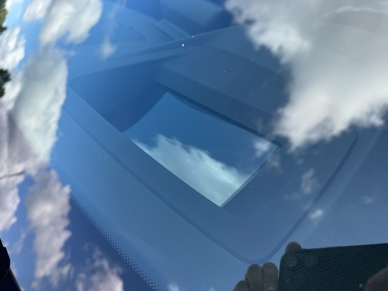 Hvid BMW X3 fra 2022