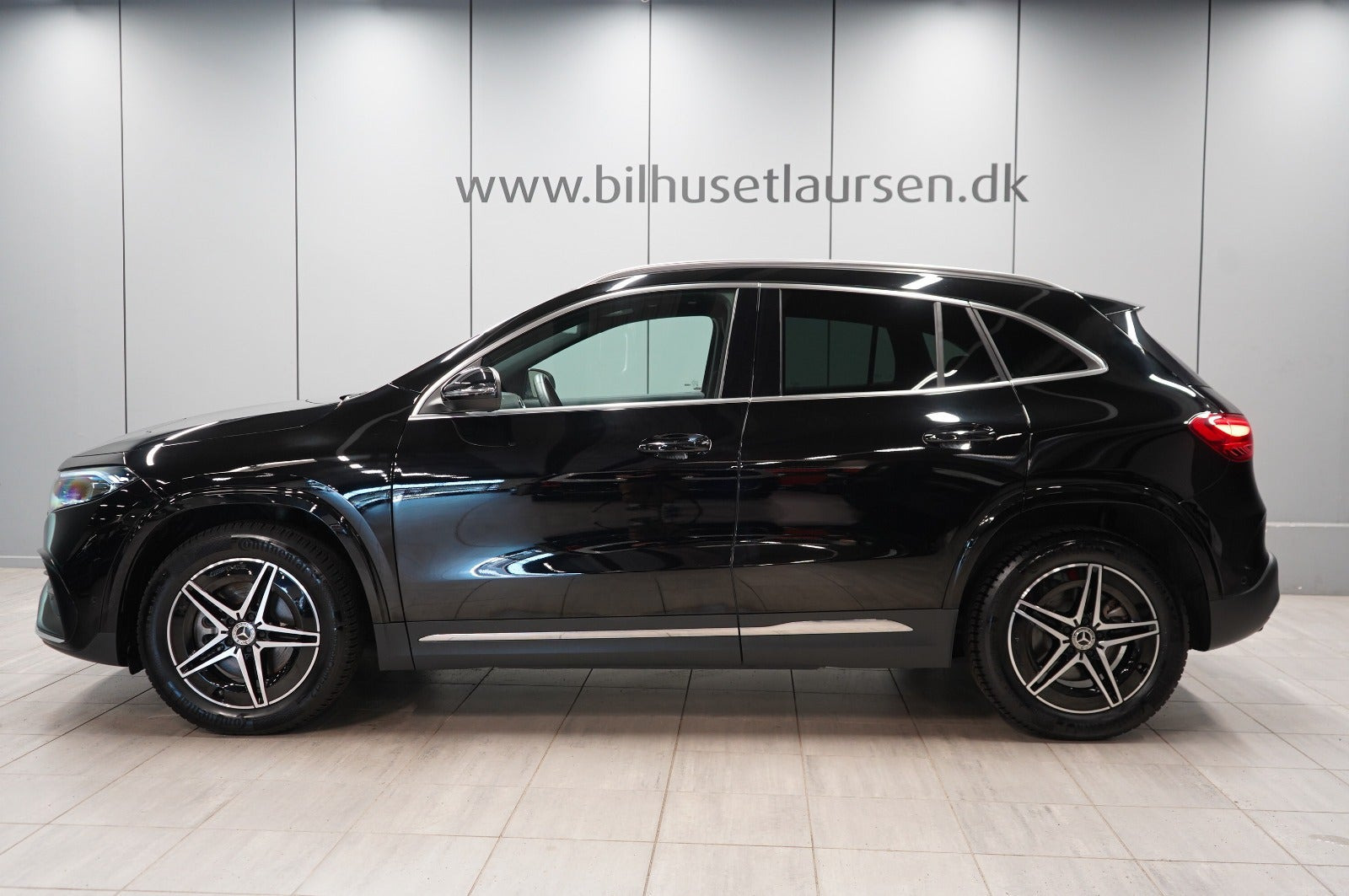 Sort Mercedes EQA250+ fra 2024