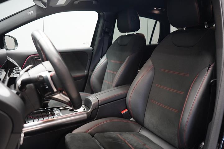 Sort Mercedes EQA250+ fra 2024