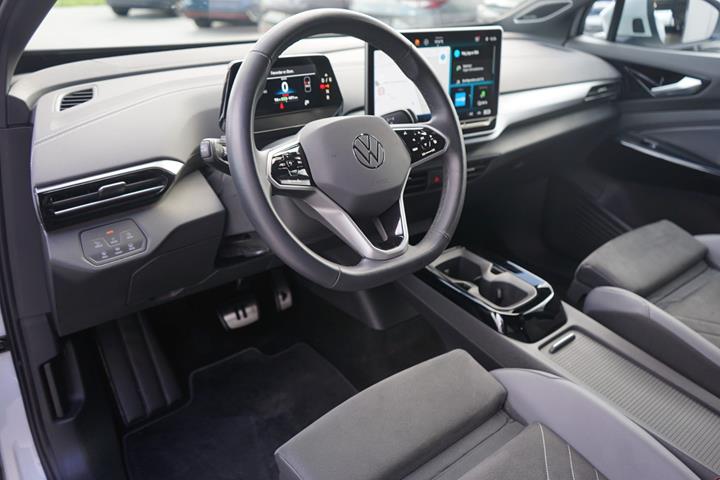 Hvid VW ID.4 fra 2025