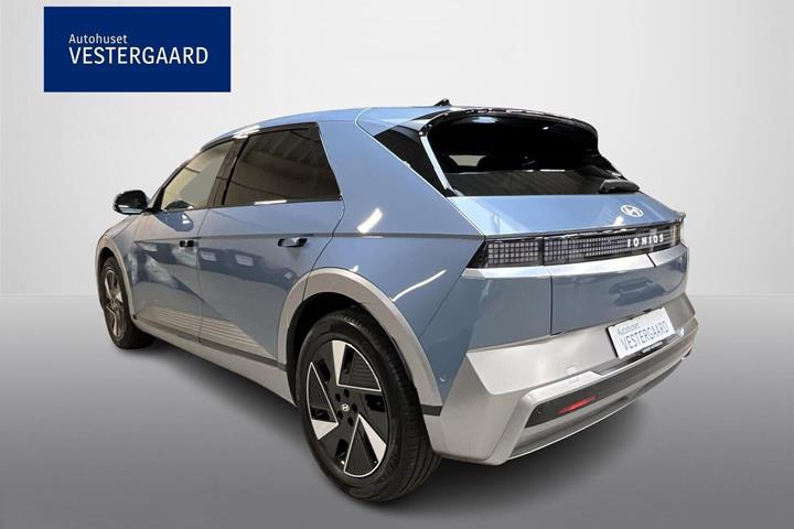 Blå Hyundai Ioniq 5 fra 2026