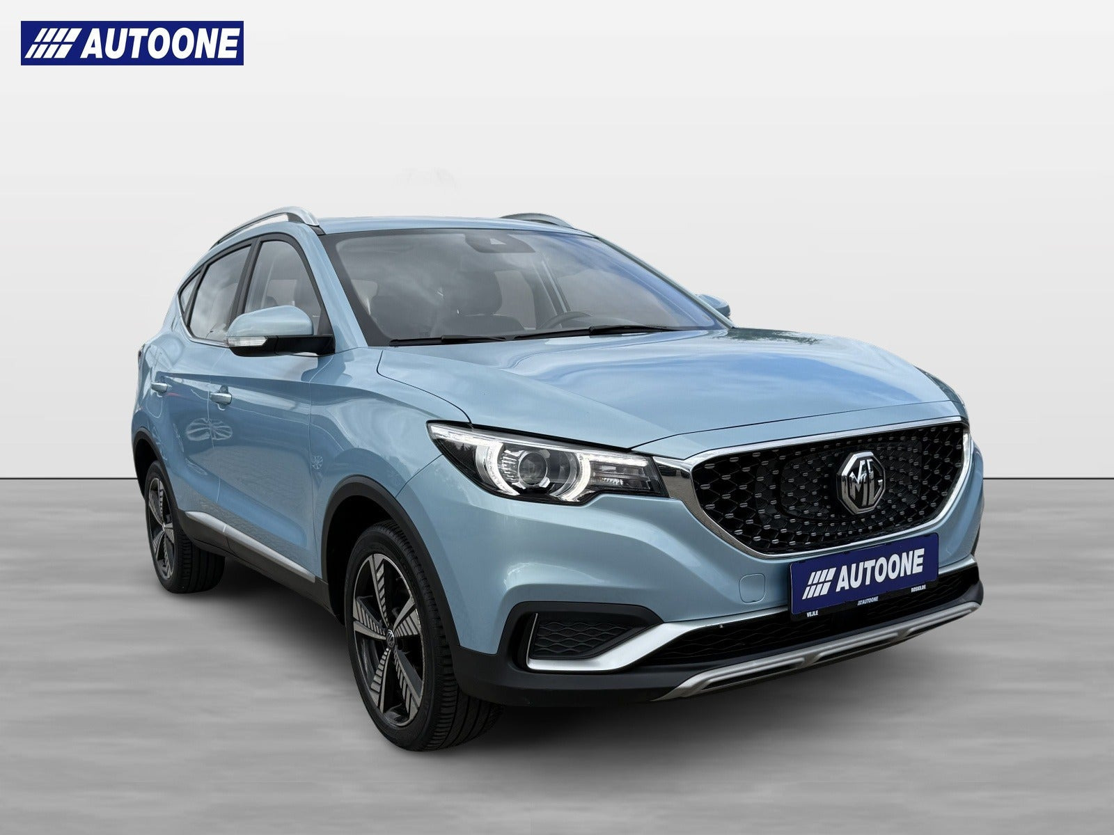 Blå MG ZS fra 2020