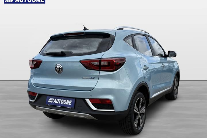 Blå MG ZS fra 2020