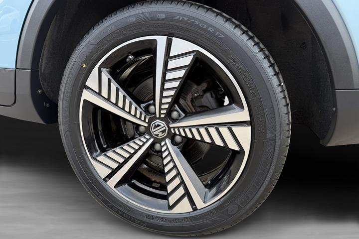 Blå MG ZS fra 2020