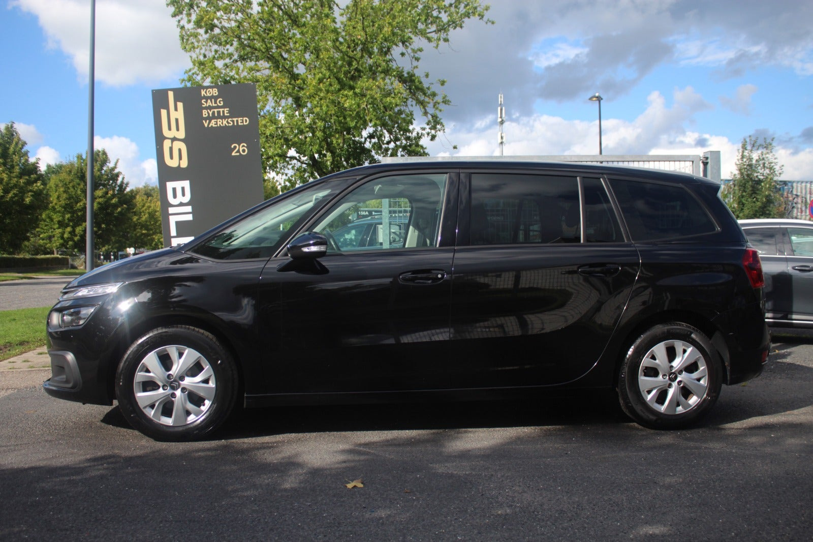 Sort Citroën Grand C4 SpaceTourer fra 2020