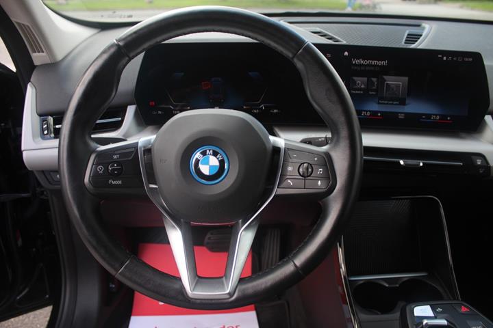 Sort BMW iX1 fra 2023