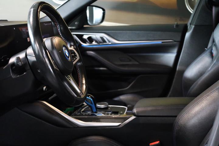 Sort BMW i4 fra 2022