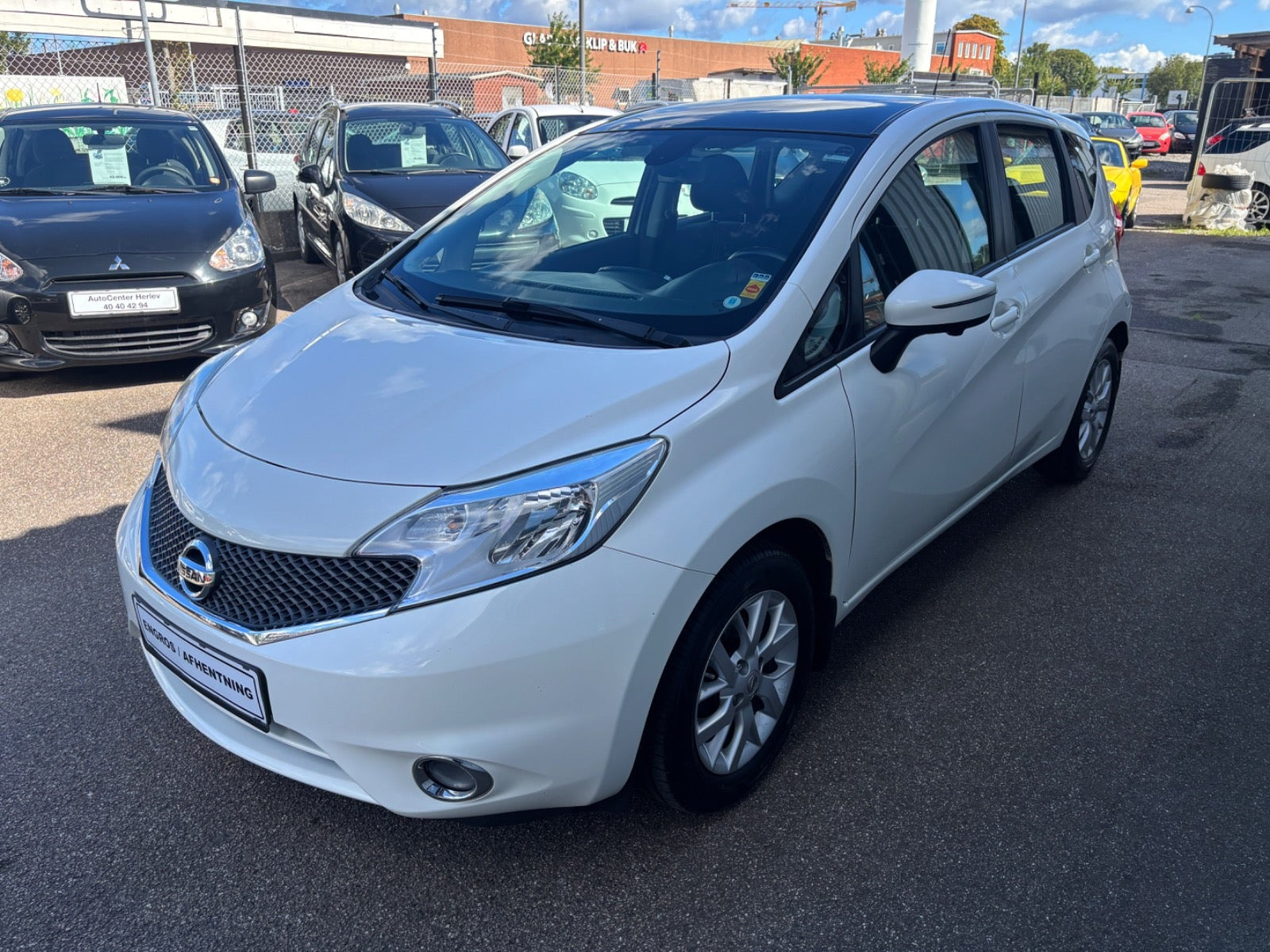 Hvid Nissan Note fra 2015
