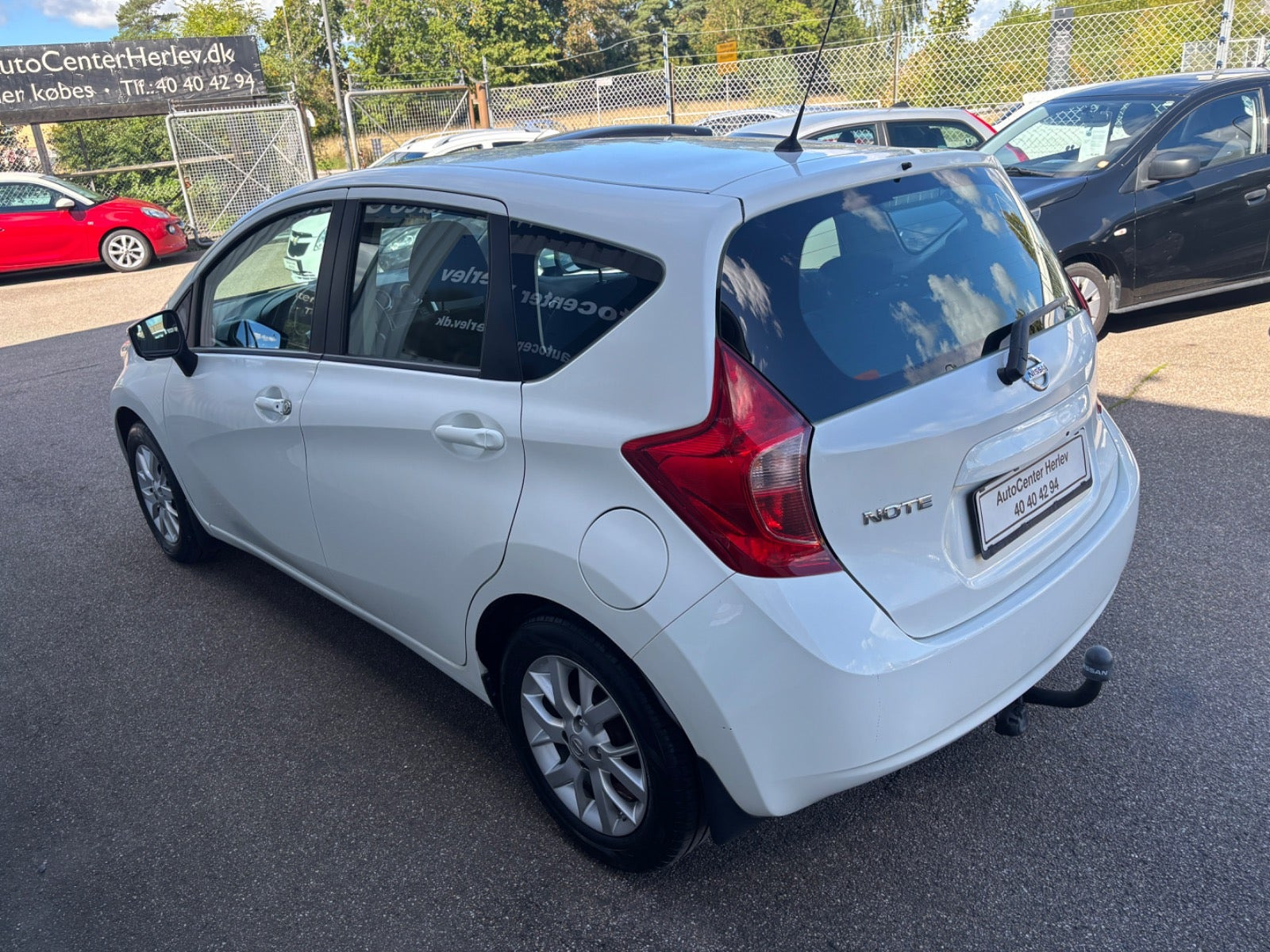 Hvid Nissan Note fra 2015