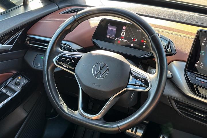Grå VW ID.4 fra 2022