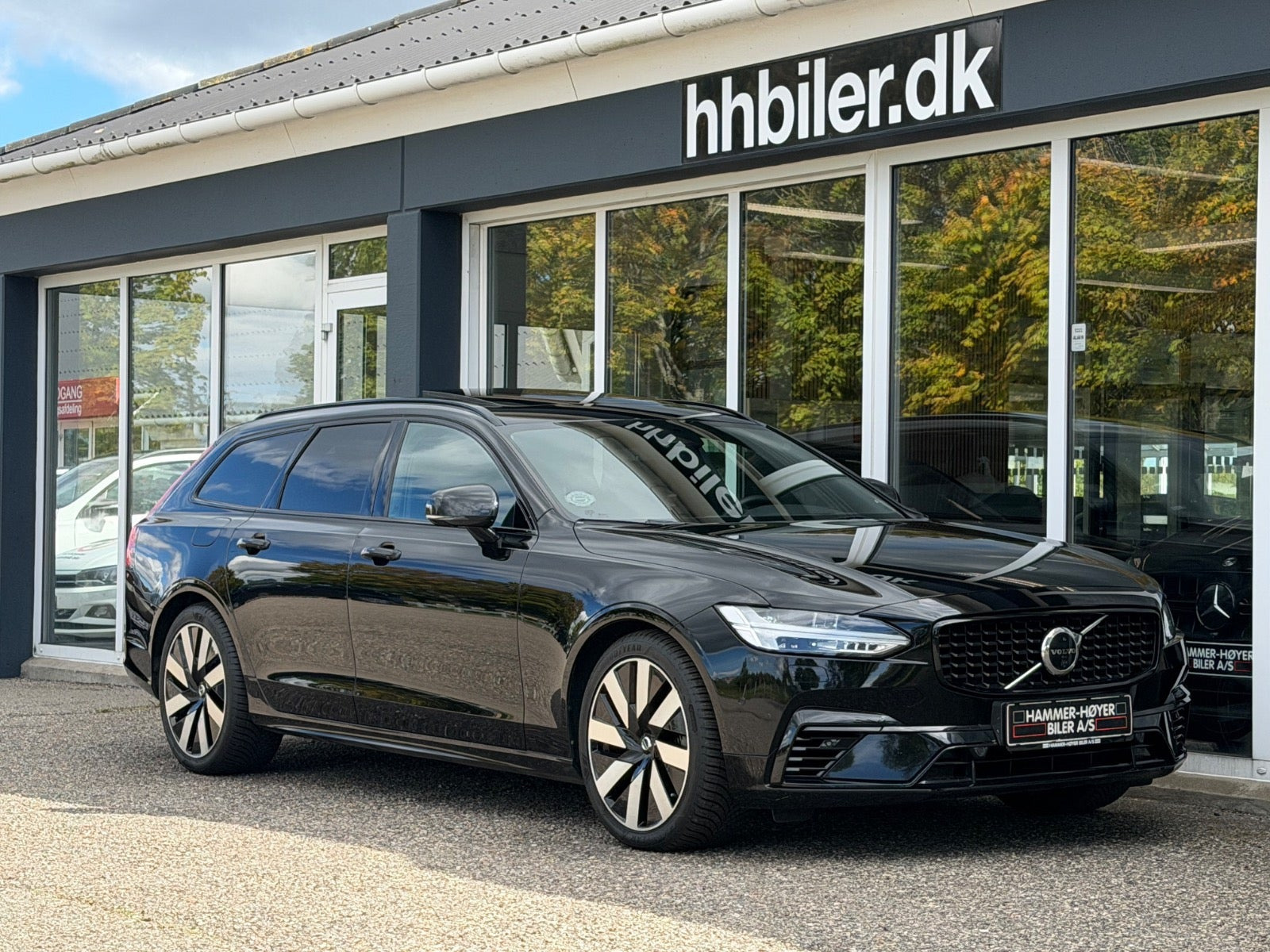 Volvo V90 2,0 T8 ReCharge Ultimate Dark aut. AWD