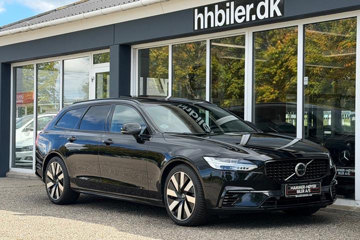 Sort Volvo V90 fra 2023