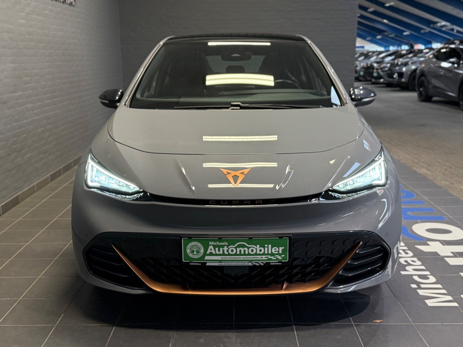 Grå Cupra Born fra 2024