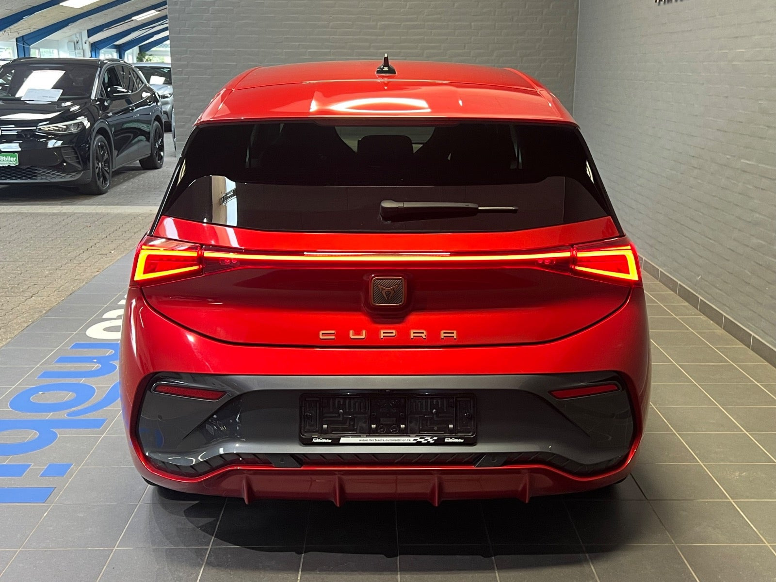Rød Cupra Born fra 2023