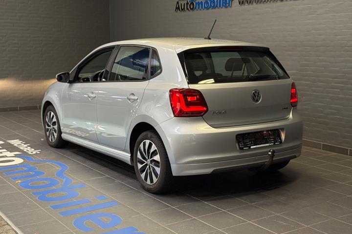 Sølv VW Polo fra 2017
