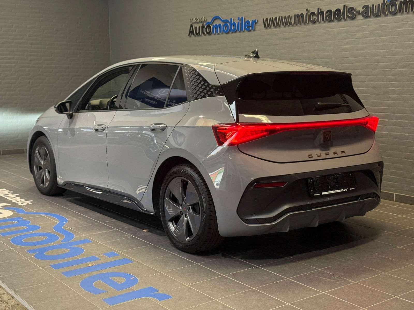 Grå Cupra Born fra 2024