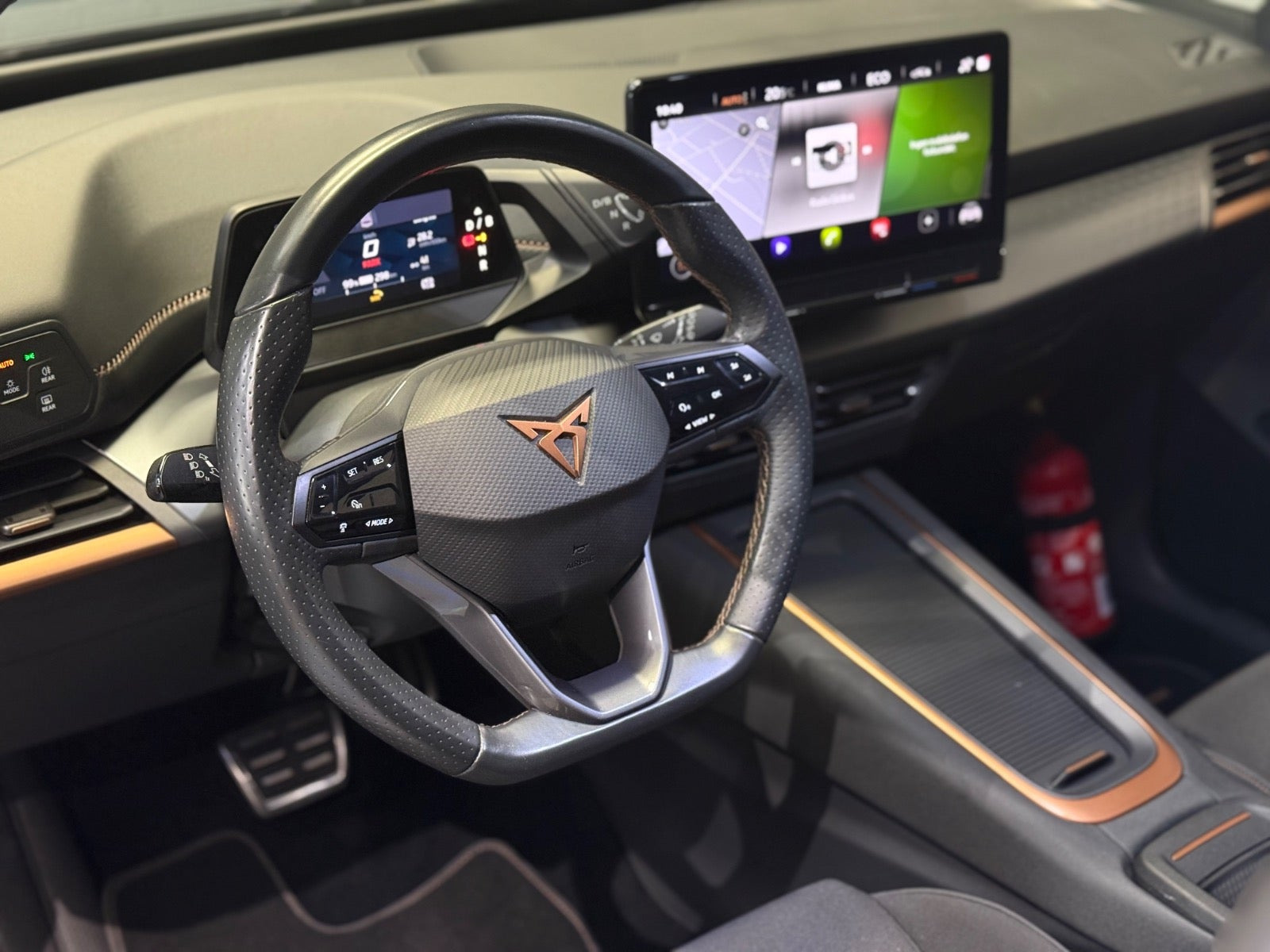 Grå Cupra Born fra 2024