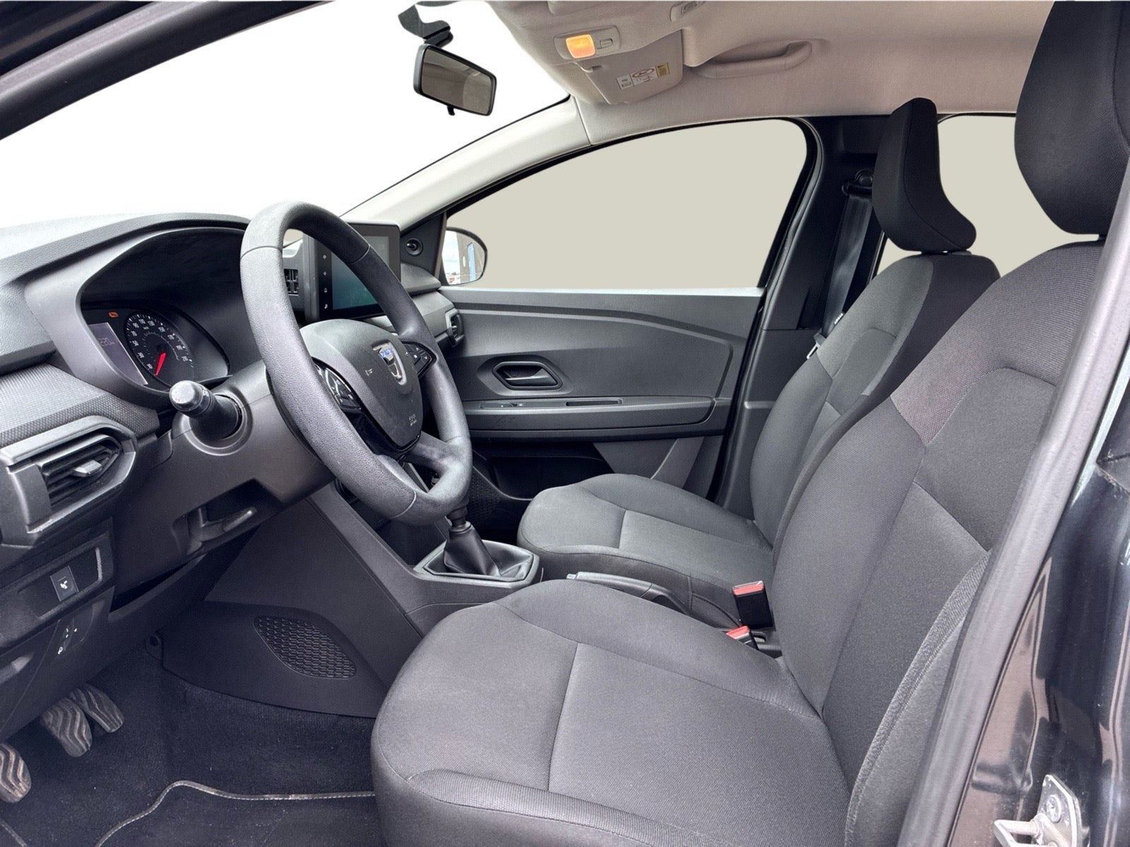 Grå Dacia Sandero fra 2021