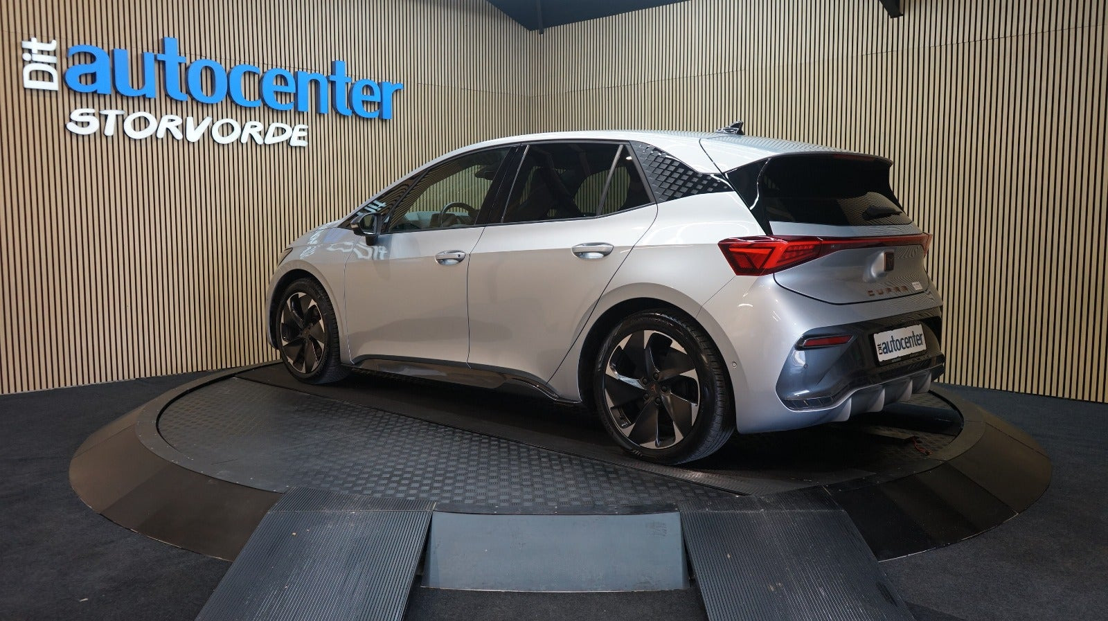 Gul Cupra Born fra 2023