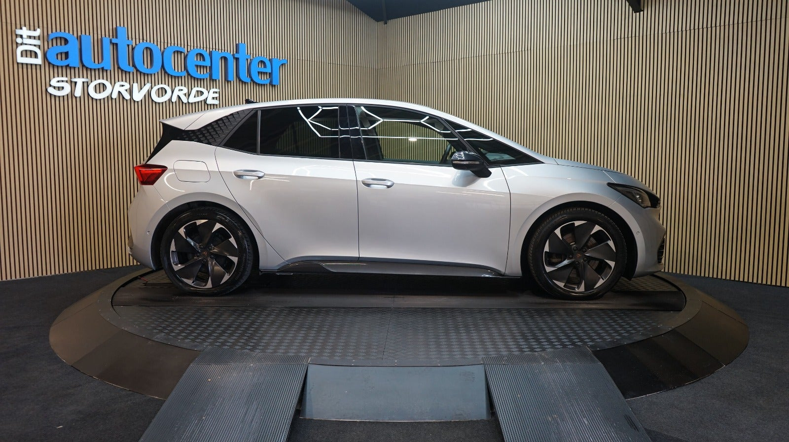 Gul Cupra Born fra 2023
