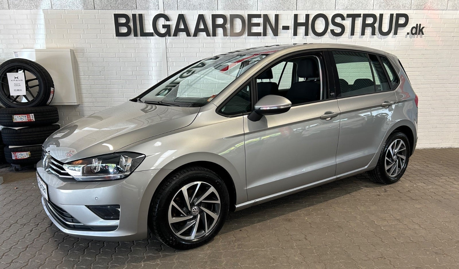 Sølv VW Golf Sportsvan fra 2017