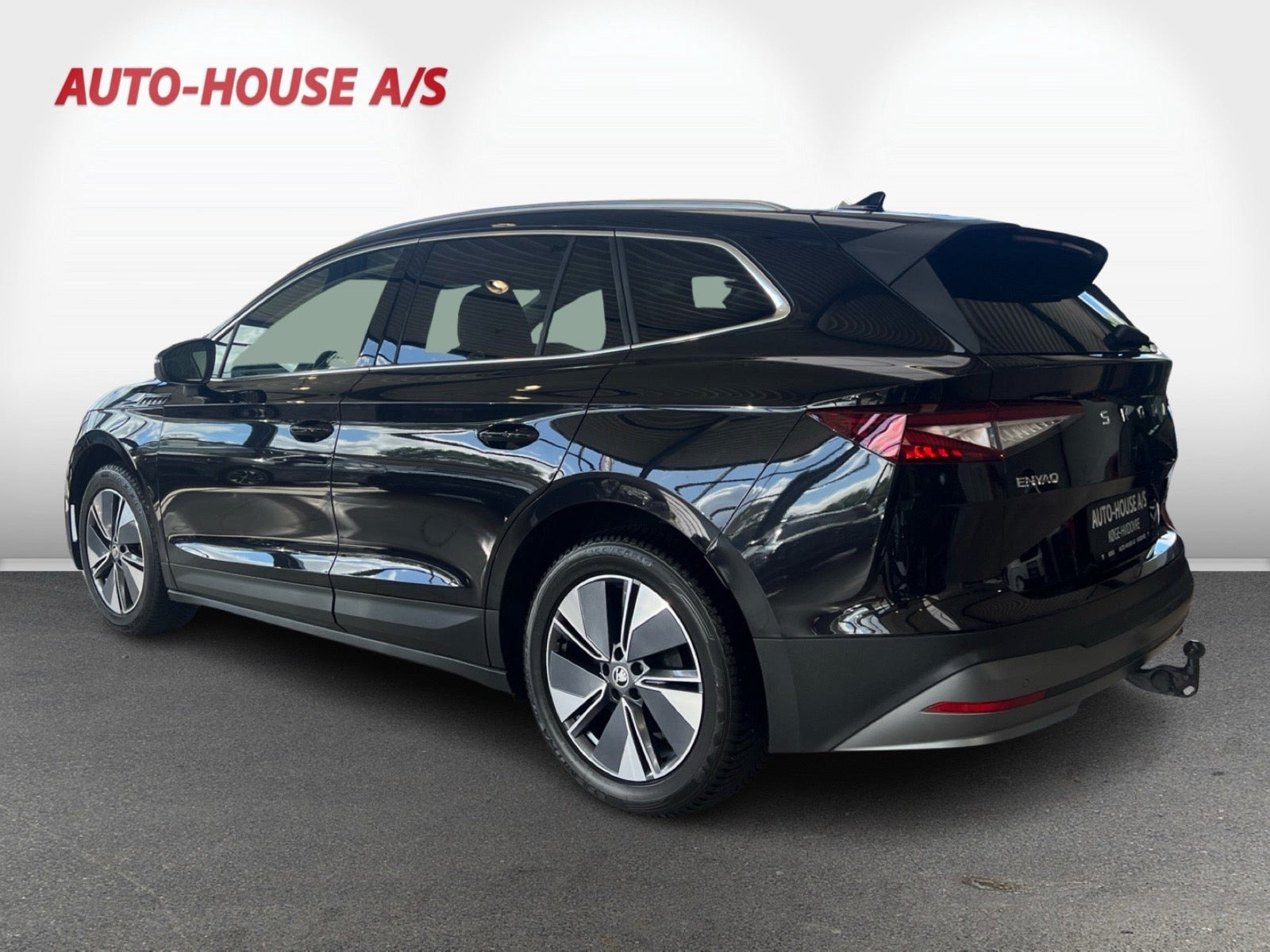 Sort Skoda Enyaq fra 2025