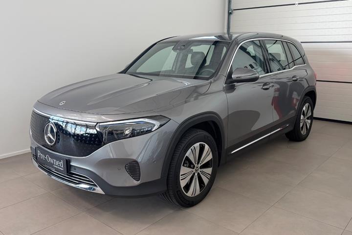 Grå Mercedes EQB250+ fra 2026