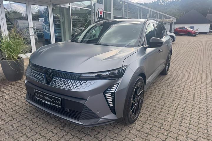 Grå Renault Scenic E-Tech fra 2024