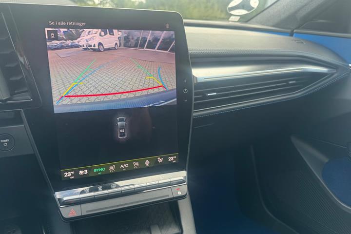 Grå Renault Scenic E-Tech fra 2024