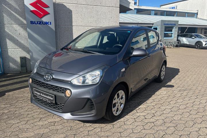 Grå Hyundai i10 fra 2018