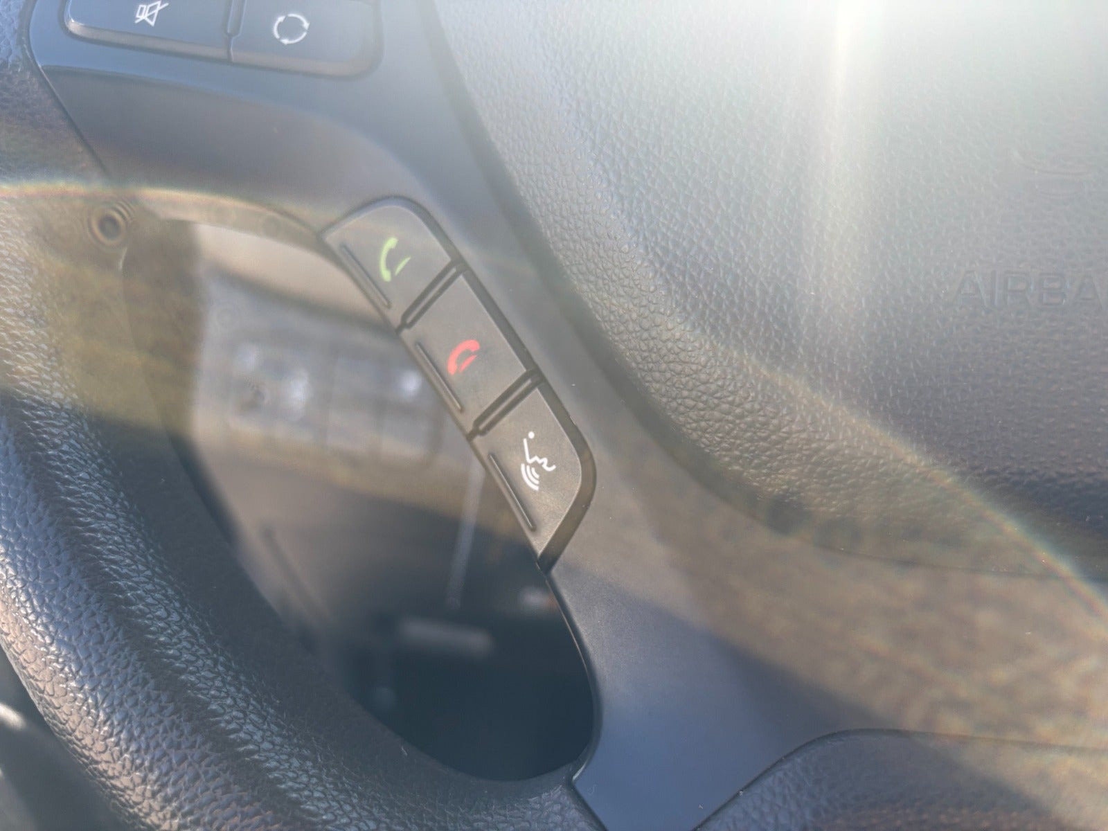 Grå Hyundai i10 fra 2018