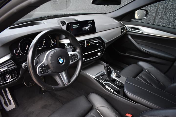 Sort BMW 530d fra 2018
