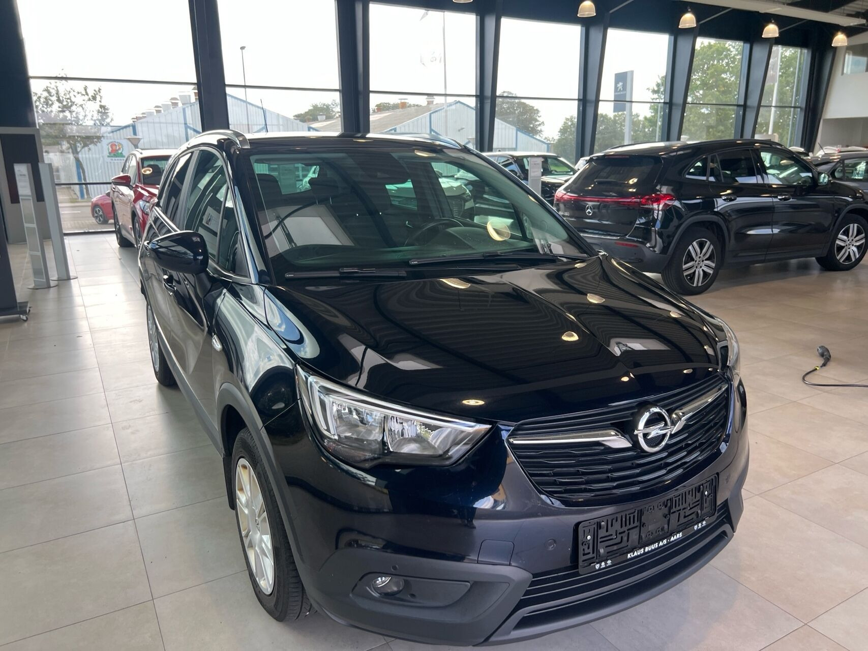 Blå Opel Crossland X fra 2019