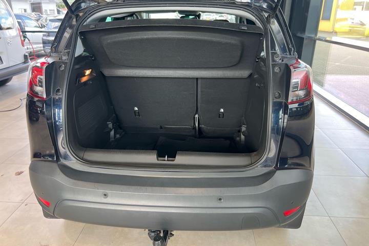 Blå Opel Crossland X fra 2019