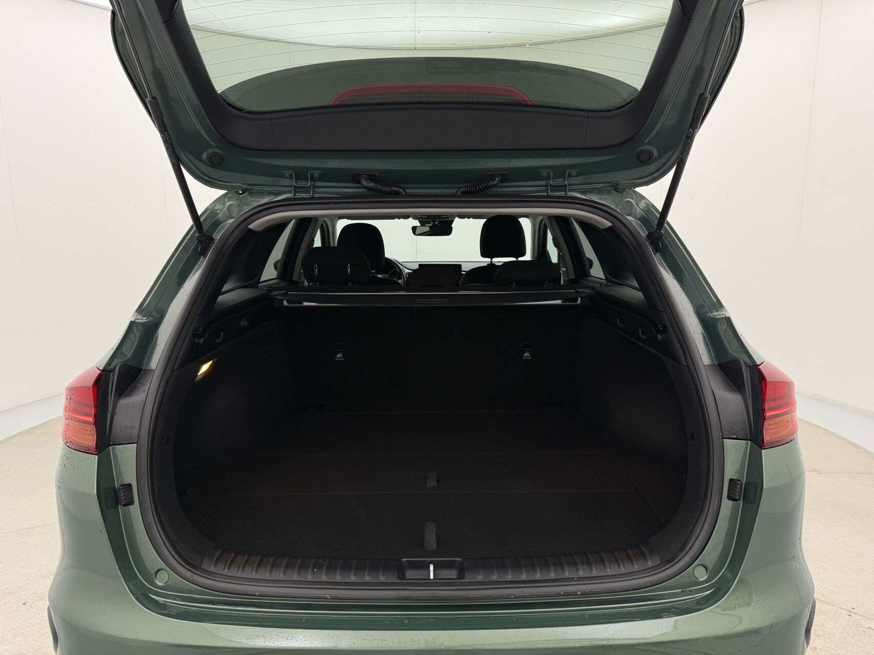 Grøn Kia Ceed fra 2023