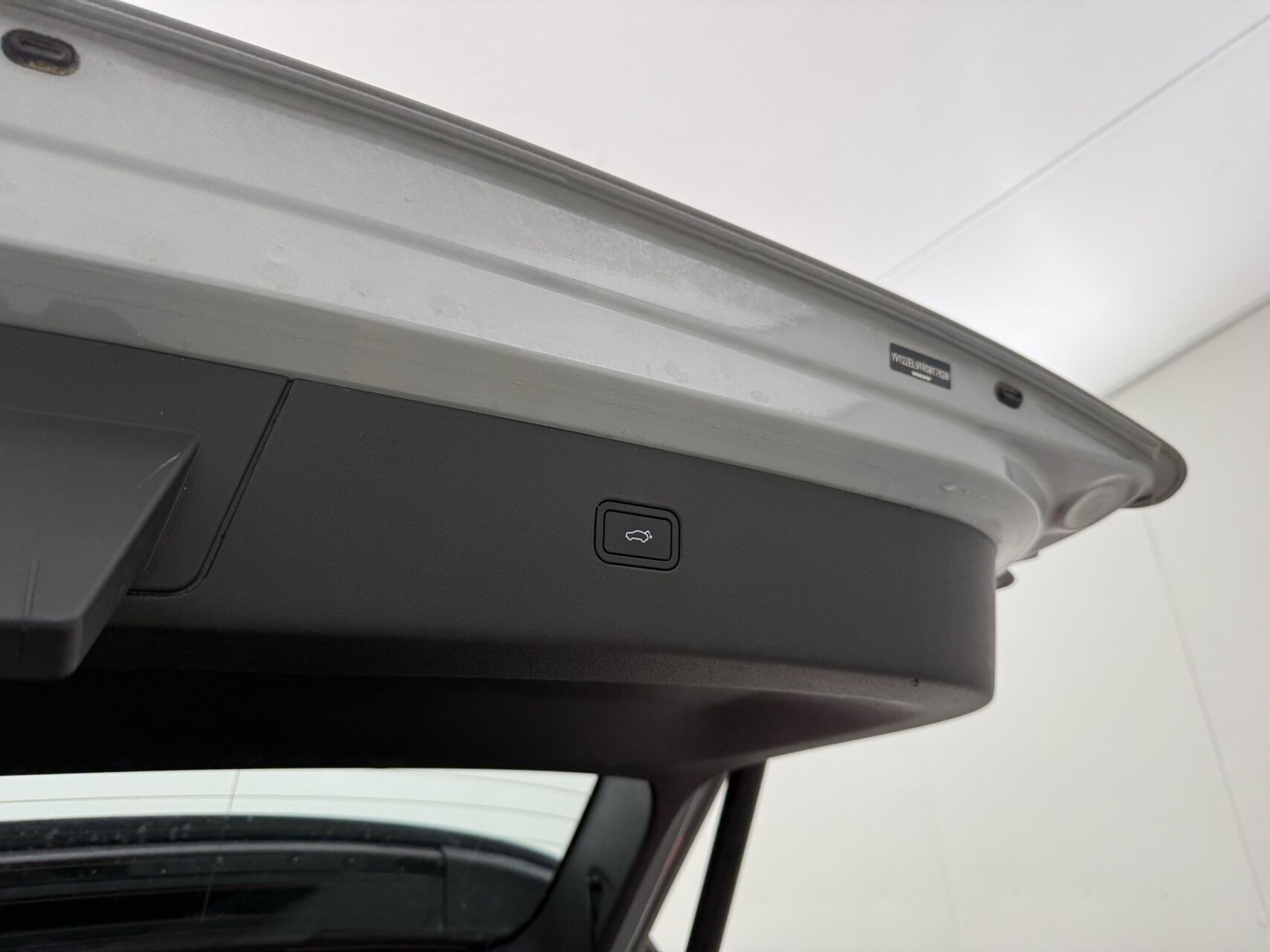 Grå Volvo EX30 fra 2024