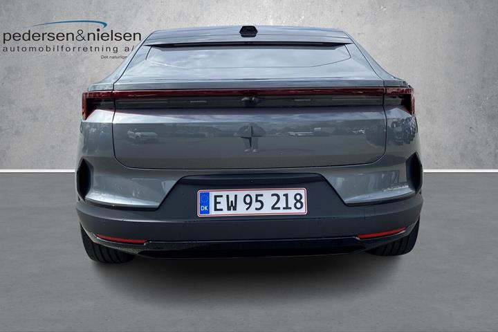 undefined Polestar 4 fra 2026
