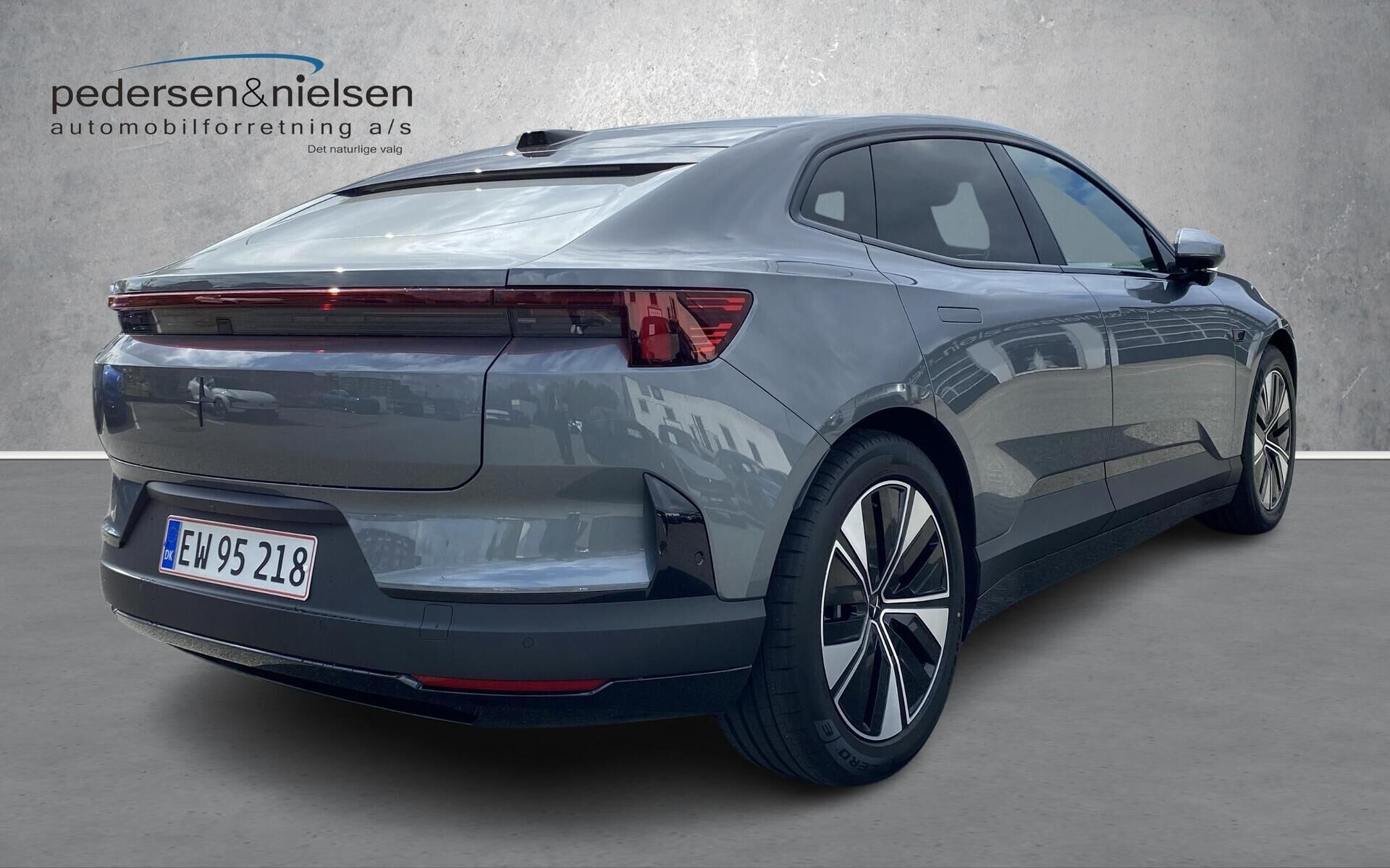 undefined Polestar 4 fra 2026