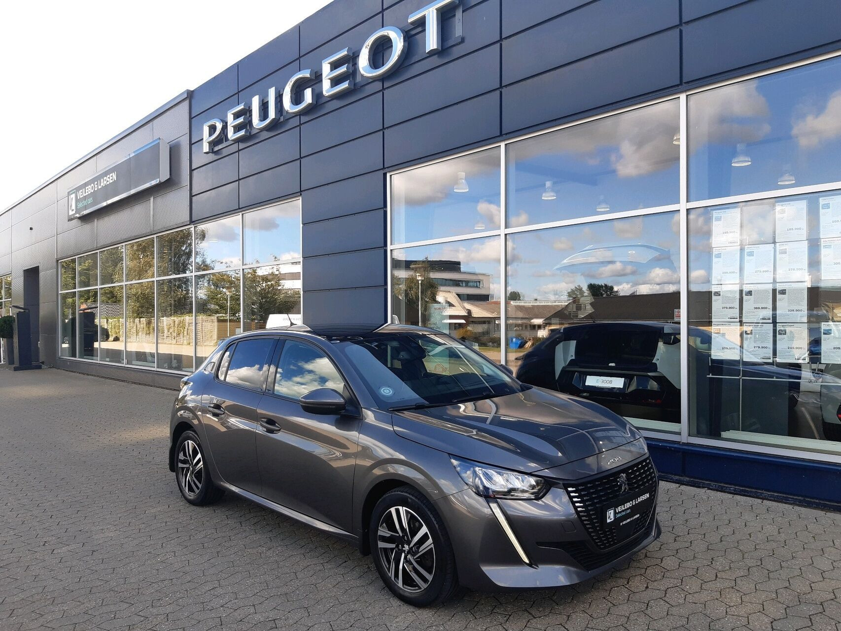 Peugeot 208 1,5 BlueHDi Edition 210+ 102HK 5d 6g
